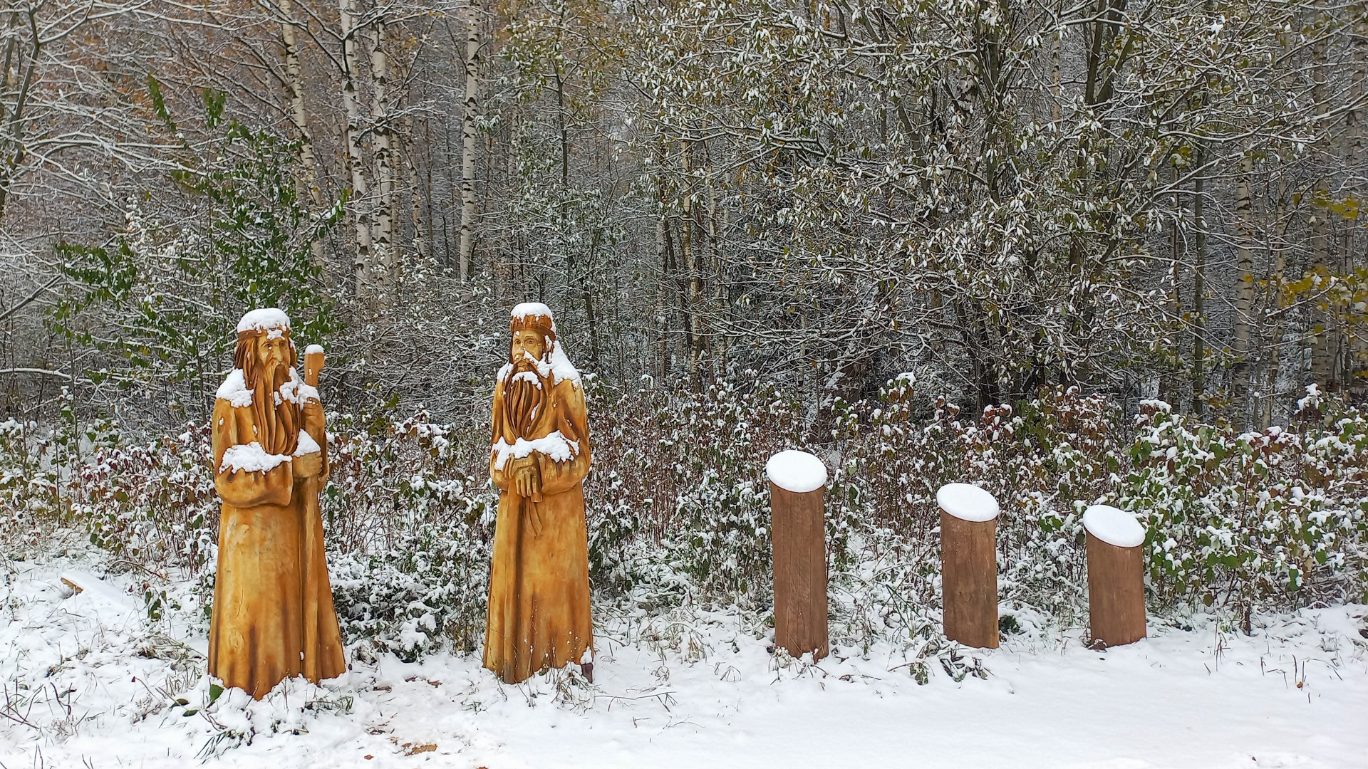 Скульптура братьев Юкки